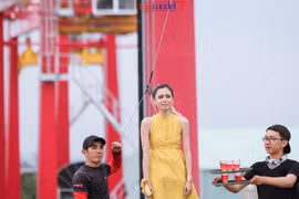 Fung La khóc ngất với thử thách độ cao đáng sợ của Vietnam’s Next Top Model