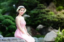 Ngẩn ngơ trước vẻ đẹp thánh thiện của Hoa hậu Dương Kim Ánh