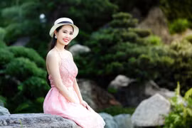 Ngẩn ngơ trước vẻ đẹp thánh thiện của Hoa hậu Dương Kim Ánh