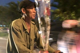 "Không đánh phụ nữ dù chỉ bằng một nhành hoa"