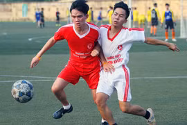 Ngày đầu tiên nhiều bất ngờ