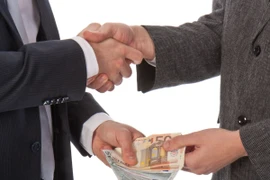 Quan chức Trung Quốc khiến 2 doanh nghiệp "đại gia" Mỹ nhận án phạt nặng