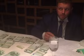 Thống đốc đối lập Nga bị bắt quả tang nhận khoản hối lộ khủng