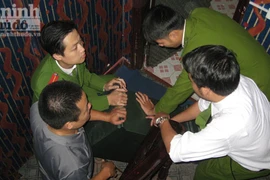 Toản cảnh vụ "đột kích" bar SIS & BRO