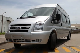 Lộ "ảnh nóng" Ford Transit 2011 