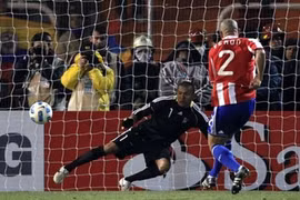 Chuyên gia “đấu súng” Paraguay