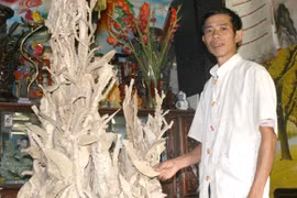 Người đàn ông "săn" được thạch mộc 30 tỷ đồng