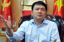 Bộ trưởng Đinh La Thăng: Tôi sẽ đi xe buýt giờ cao điểm