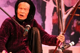 “Gần đất xa trời” vẫn chưa được vinh danh