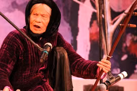 “Gần đất xa trời” vẫn chưa được vinh danh