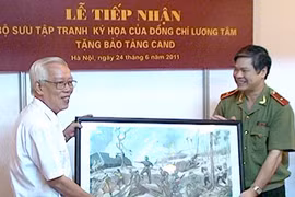 Bảo tàng CAND tiếp nhận hàng trăm hiện vật quý