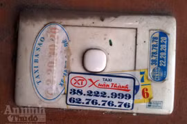 Phát cáu với tem quảng cáo rao vặt