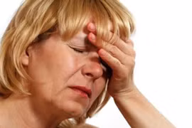 Thận trọng với triệu chứng nóng bừng mặt