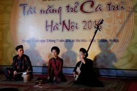 Khai mạc Liên hoan Tài năng trẻ ca trù Hà Nội năm 2016
