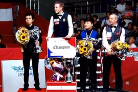 Cú đánh kỳ ảo của tay cơ Việt Nam khiến thế giới sửng sốt