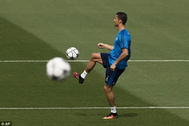 Real chào đón tin vui từ Ronaldo