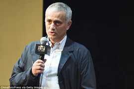 Báo chí Italia loan tin Mourinho đã nhất trí hợp đồng với M.U