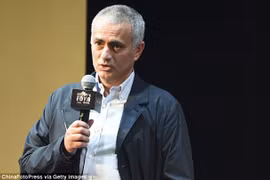 Báo chí Italia loan tin Mourinho đã nhất trí hợp đồng với M.U