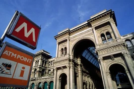 Sơ tán ga tầu điện ngầm vì gói nghi là bom trước trận chung kết Champions League