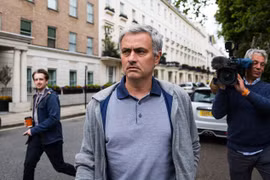 Mourinho tiết lộ bí mật mà... bản thân HLV này cũng không biết