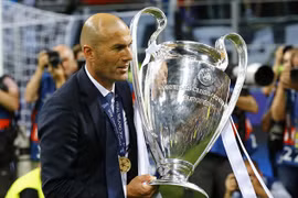 Zidane đi vào lịch sử Champions League