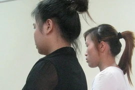 “Mẹ mìn” tuổi teen ép thiếu nữ bán dâm