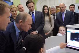 Thủ tướng Putin yêu cầu điều tra sai sót trong bầu cử
