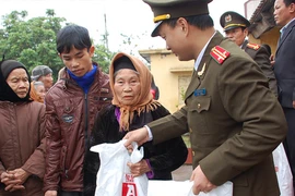 Những món quà đón xuân