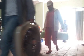 Gắng gượng sau hỏa hoạn 