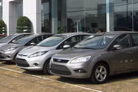 Ôtô “lách”… lệ phí