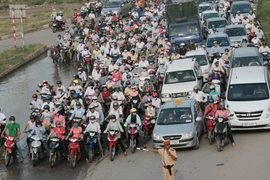 Còng vẫn phải cõng