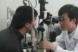 Gia tăng chấn thương và dị ứng mắt: Do chủ quan, bất cẩn