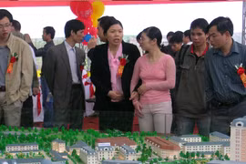 Ế văn phòng cho thuê 