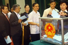 Sẽ bỏ phiếu tín nhiệm Bộ trưởng