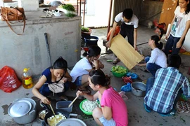 5.000 vào trưa thứ bảy