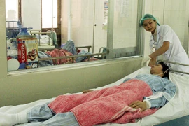 Ngành y tế lúng túng trước nguy cơ dịch chồng dịch