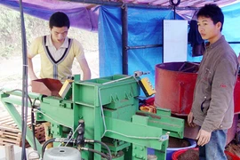 Giảm lãi suất cho vay: Vẫn còn rụt rè