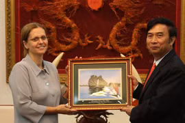 Lãnh đạo Bộ Công an tiếp các Đại sứ 