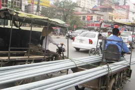 Đề xuất Nhập xe Tuk Tuk: Có lợi cho ai? 