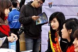 Nhiều trường thay đổi “chiến thuật” 