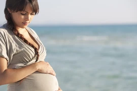 Phụ nữ sợ sinh con trở dạ lâu hơn 