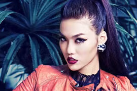 Lan Khuê thi “Siêu mẫu châu Á 2012” 