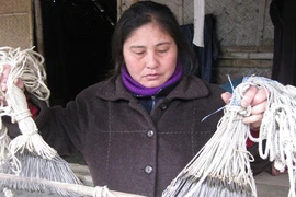 Người đàn bà “câu xác” trên sông Lam 