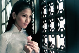 Á hậu Trương Thị May: Người đẹp thích... đấm bốc