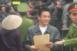 Đền Trần hết ấn?