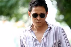 Không câu khách bằng cảnh “nóng” 