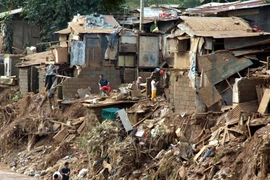 Mối đe dọa “kép” 