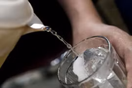 Trà đá - coi chừng sỏi thận 