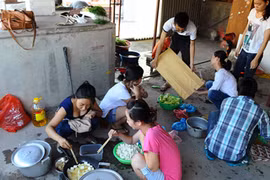 5.000 vào trưa thứ bảy