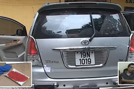 Chiếc xe Innova màu bạc đáng nghi 